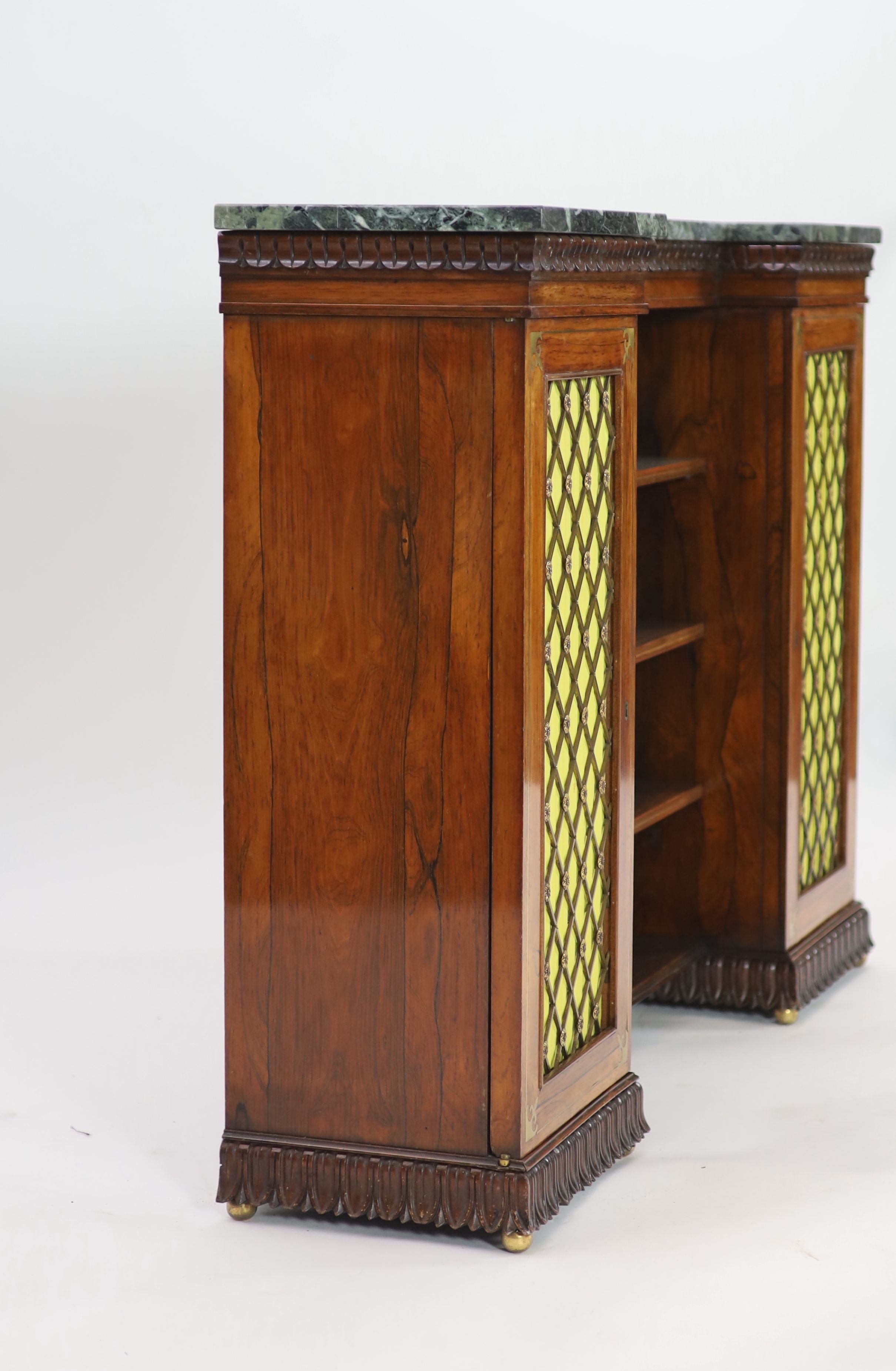 A small George IV brass inset rosewood drawf bookcase, W.114cm D.27cm H.81cm